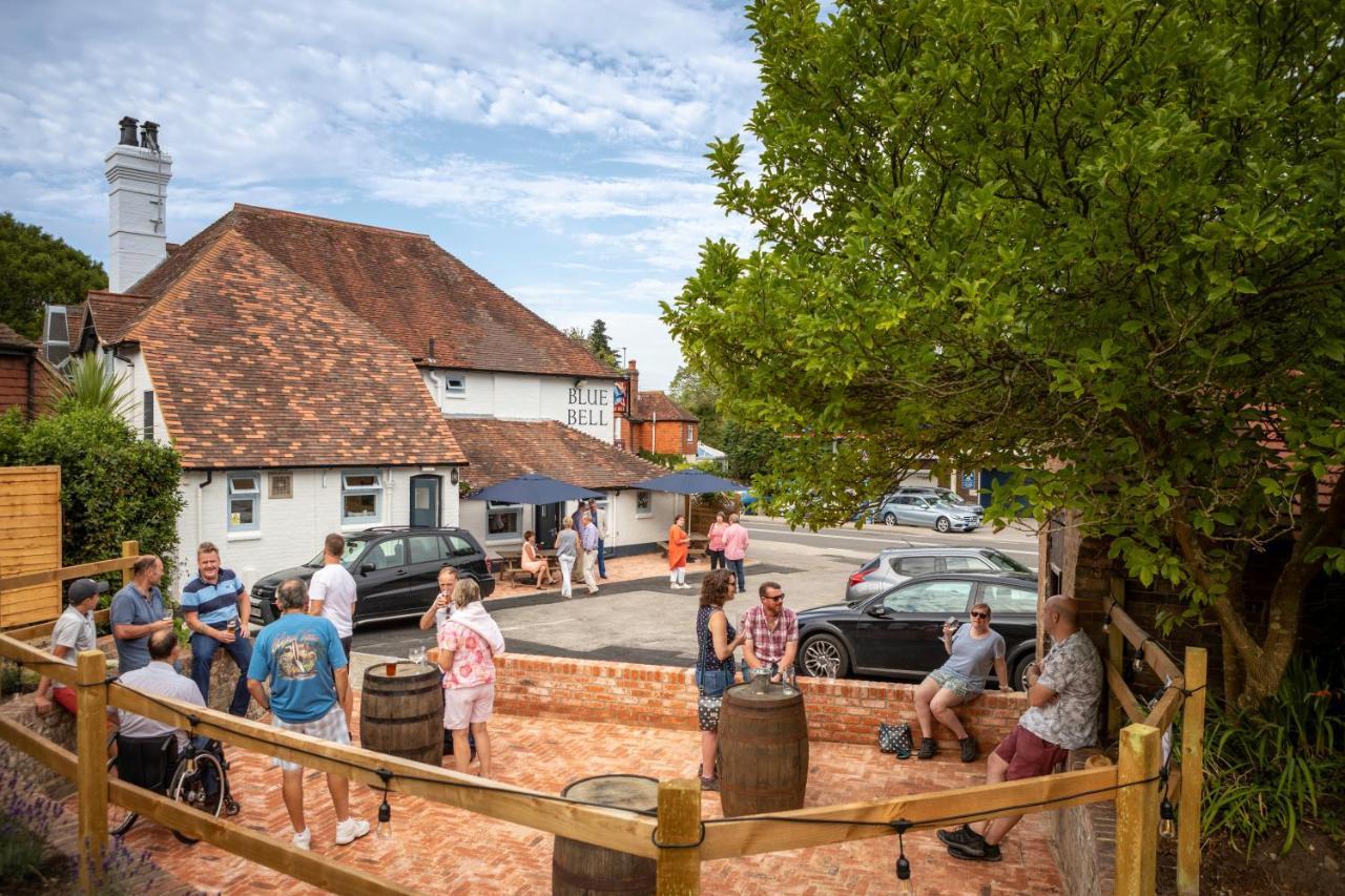 The Blue Bell Hotel Midhurst Bagian luar foto