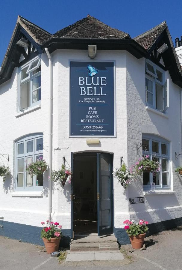 The Blue Bell Hotel Midhurst Bagian luar foto